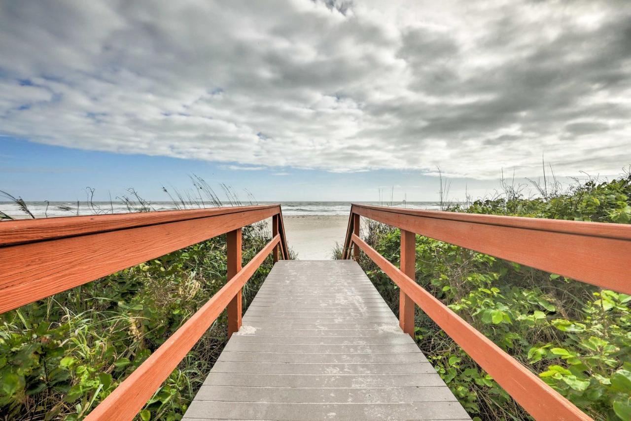 Oceanfront Cocoa Beach Condo With View Walk To Pier Esterno foto