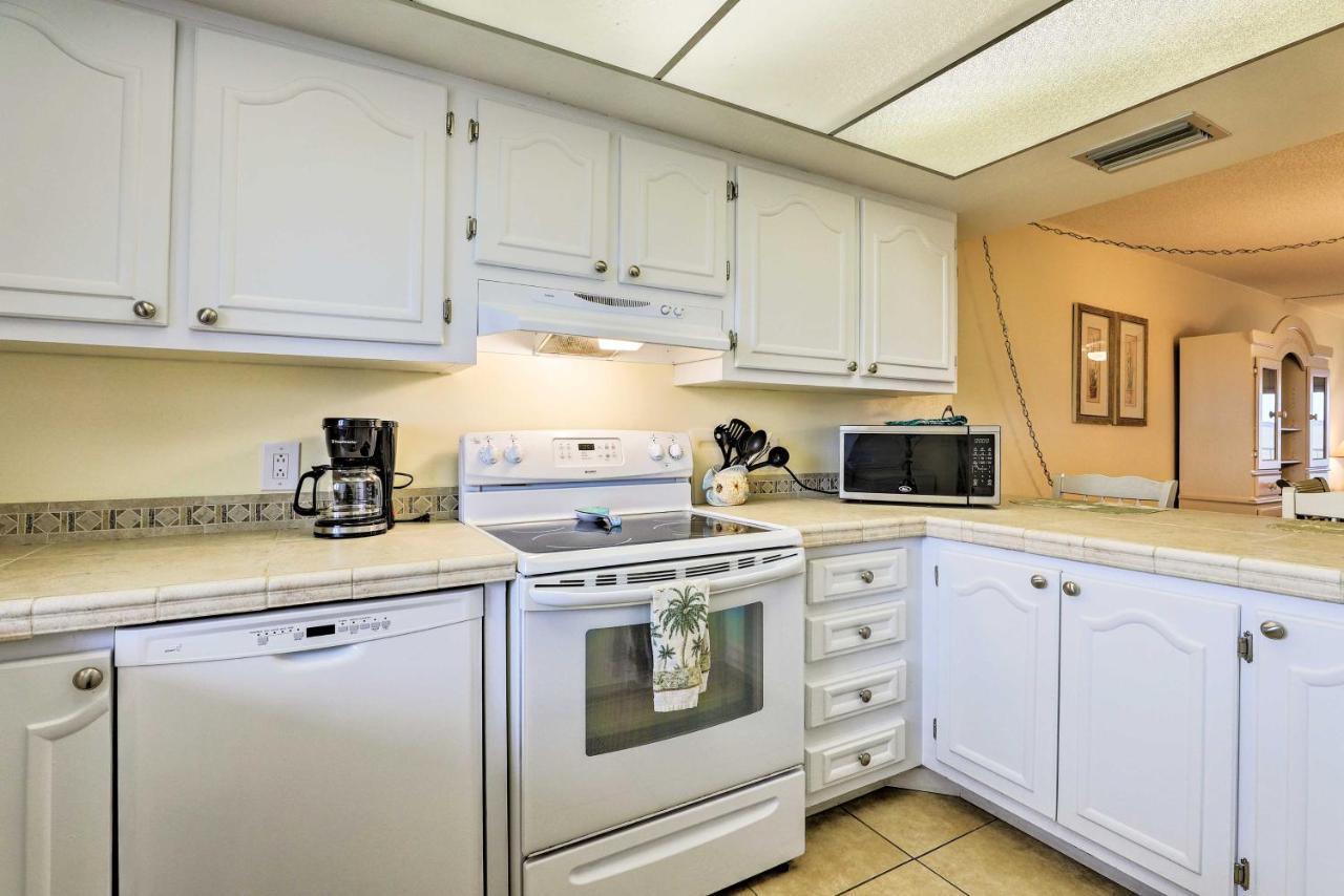 Oceanfront Cocoa Beach Condo With View Walk To Pier Esterno foto